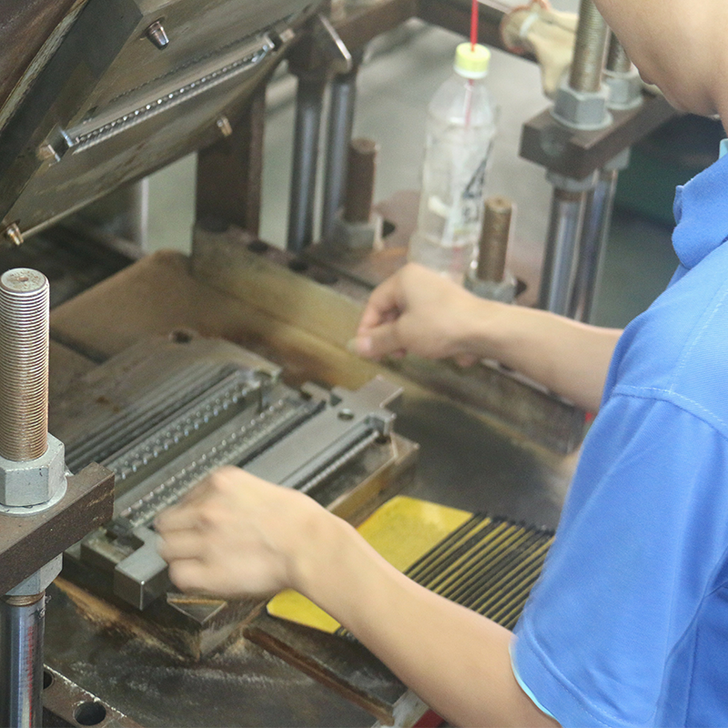 Common Issues in Silicone Kitchen Product Production and How to Solve Them11