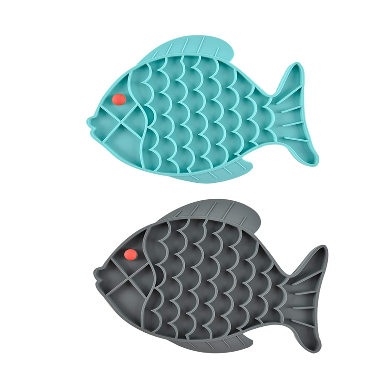Customized Silicone Slow Feeder Lick Mat Bowls for Pet Food Training Suppliers4