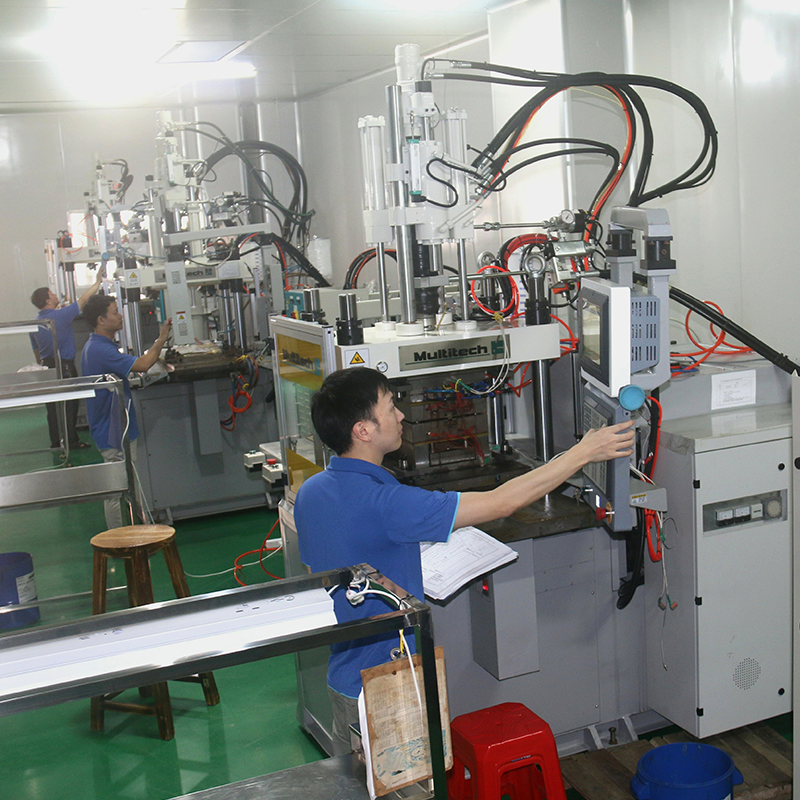 How Are Silicone Flow Control Valves Transforming Oil-Based Cosmetics Packaging6