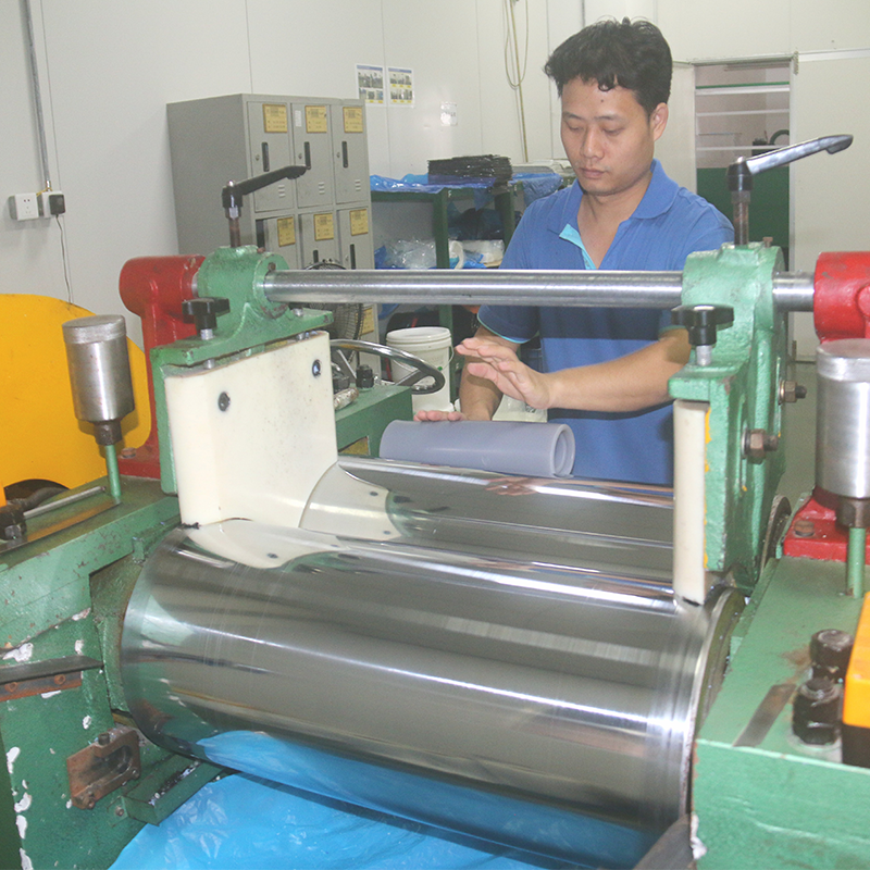 What Are the Advantages of Using Liquid Injection Molding for Food Grade Silicone Products9